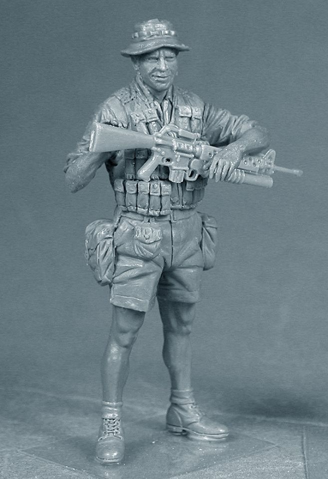 T35186 Бойцы британского САС из экипажа Ленд Ровер Розовая пантера III (2) Tank