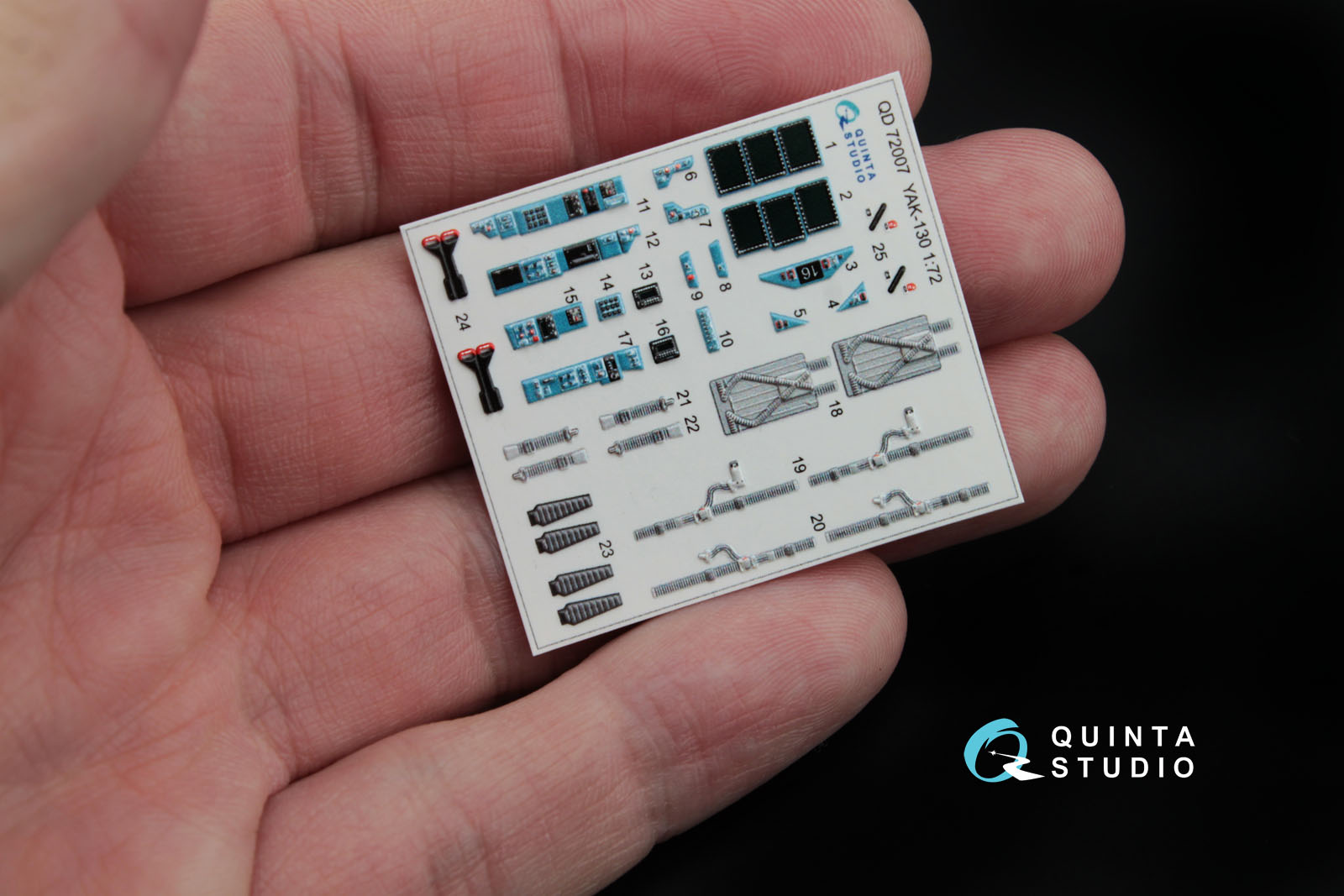 QD72007 1:72 3D Декаль интерьера кабины  Як-130 (для модели Звезда)