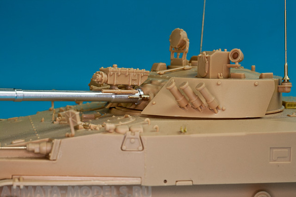 35B110RB Точеный ствол BMP-3 Armament 30mm 2A72, 100mm 2A70, 3x 7.62 PKT mg