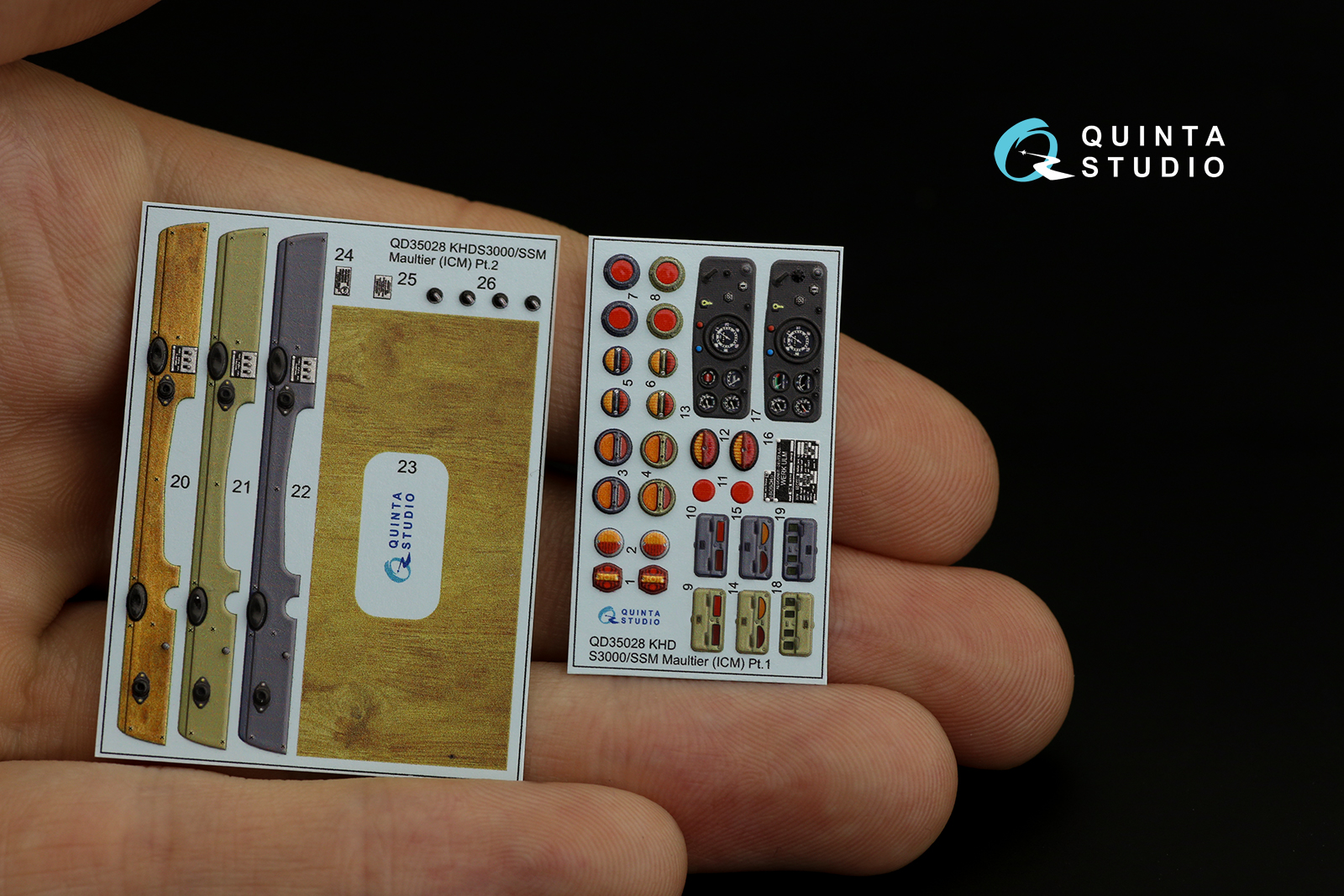 QD35028 3D Декаль интерьера кабины KHD A3000, Magirus S330, KHD S3000, KHD S3000/SS M Maultier (ICM)