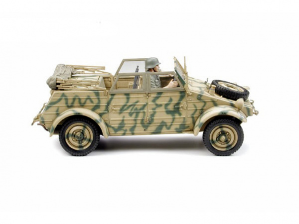 36205  немецкий Kubelwagen Type 82 (European Campaign), с фигурой водителя. Очень давно не выпускалась. Tamiya