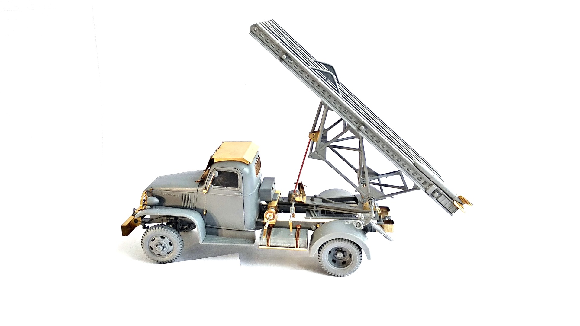 MD 035434 БМ-13 на базе Chevrolet G7107 (ICM)