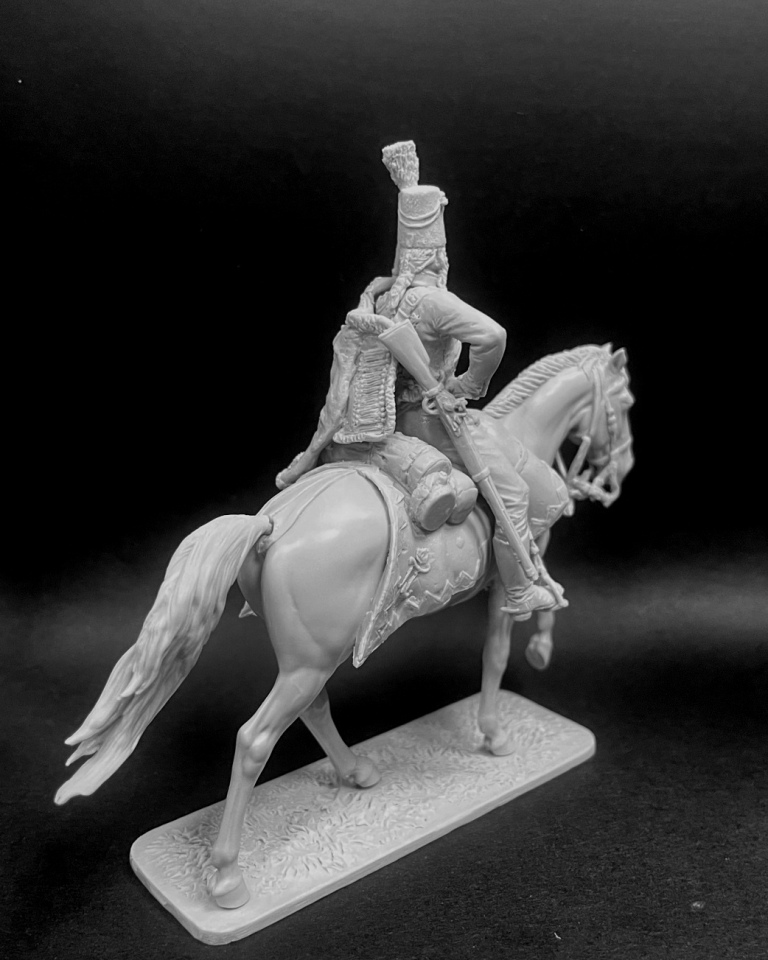 CHM-54338(M). Рядовой армейских гусарских полков, Россия 1796-1801 гг. (2 варианта голов). Материал - смола. Chronos Miniatures