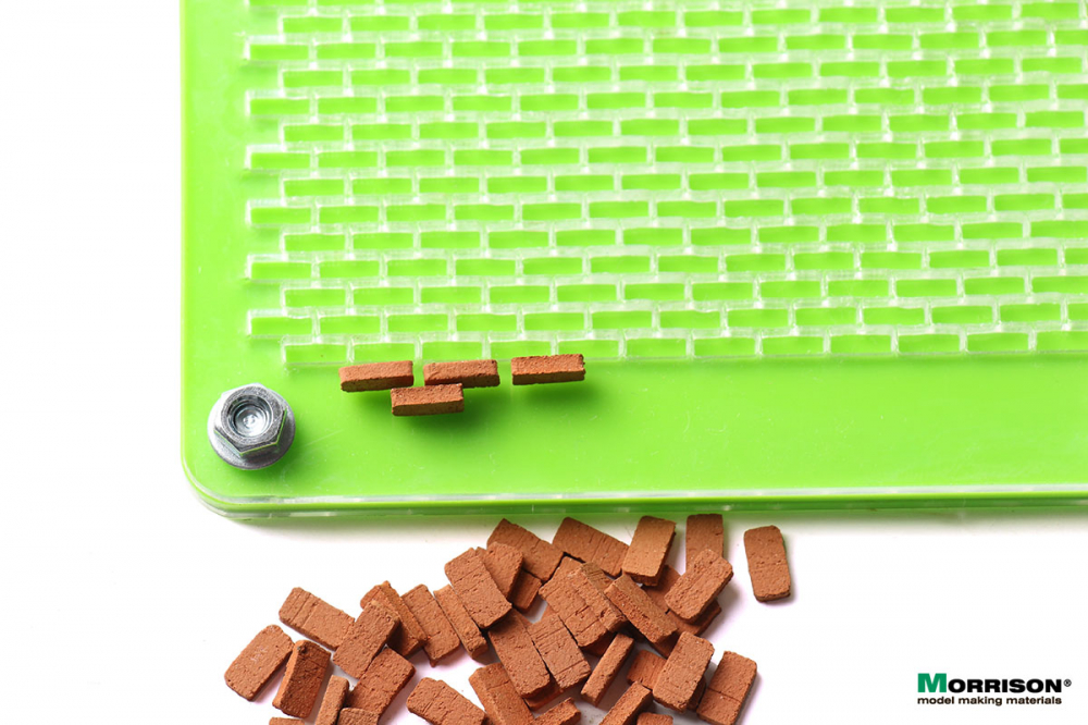 200uki043 Форма со сборочным шаблоном для изготовления мини-кирпичиков в масштабе 1:43