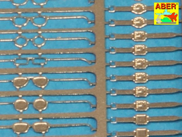 ABR-35-A124  Дополнения для  Glasses and watches универсальный набор 1/35