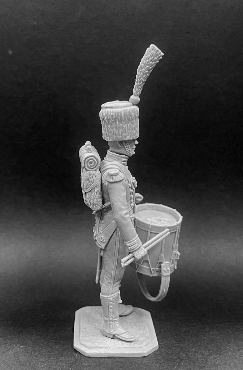 CHM-54329(M). Барабанщик гвардейского егерско-карабинерного батальона, Вестфалия 1810-13 гг. 54 мм. Материал - белый металл. Chronos Miniatures