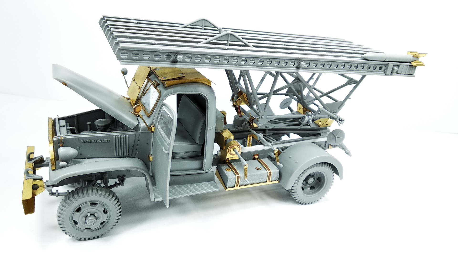 MD 035434 БМ-13 на базе Chevrolet G7107 (ICM)