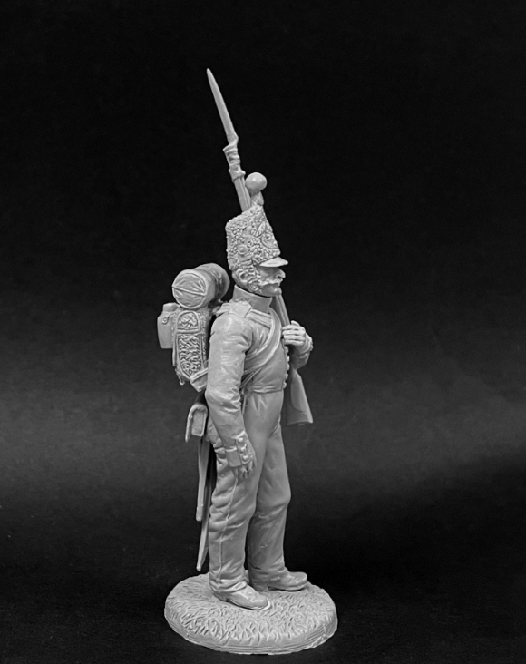 CHM-54250(M). Рядовой гренадерских полков и рот (2 варианта головы, 2 варианта рук), Россия 1834-43 гг. 54 мм. Материал - белый металл. Chronos Miniatures