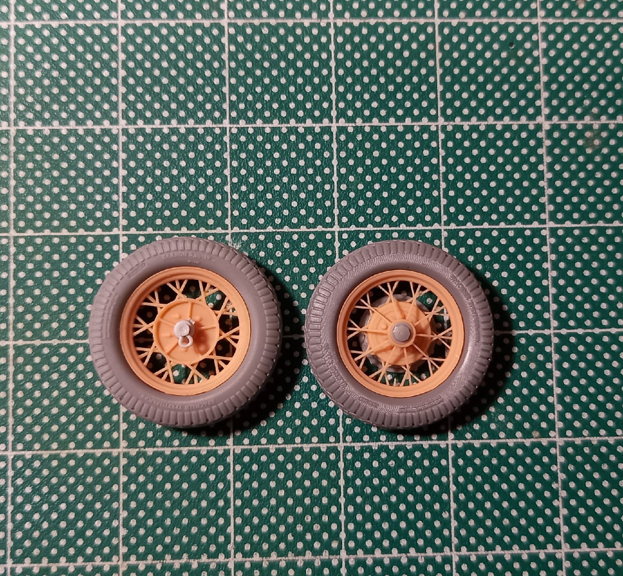 SPM35039 Набор колес для артиллерии ЗИК-1 ранний тип КТ