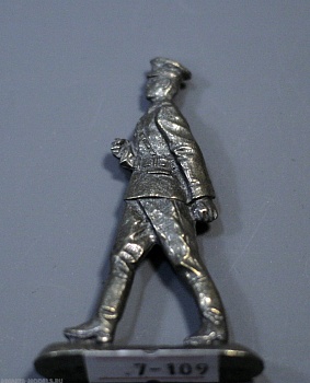 Н-7-109 Офицер пограничник в карауле