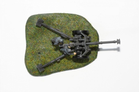 6121 Немецкая 105мм гаубица с расчетом Звезда