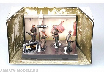 Набор фигурок 33600EM Солдаты немецкие, Нормандия 1944г.