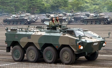 01557 Японский  БТР Тип 96 WAPC  Trumpeter