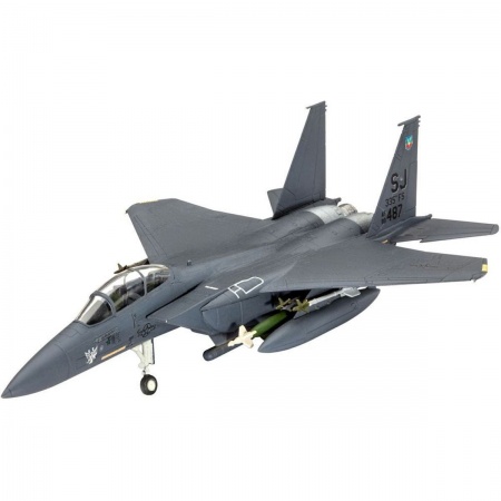 03972 Самолет F-15E Strike Eagle & Bombs Revell