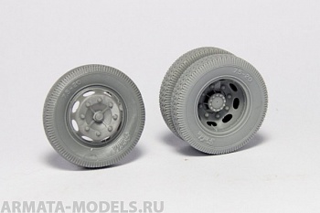 RE35-352 Дополнение для моделей KHD 3000S Road wheels (Commercial pattern)