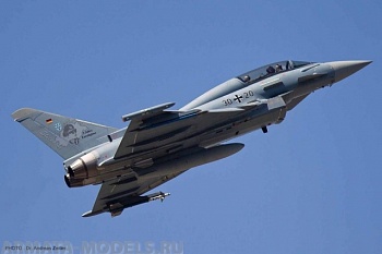02051 Самолет  EUROFIGHTER TYPHOON two seater