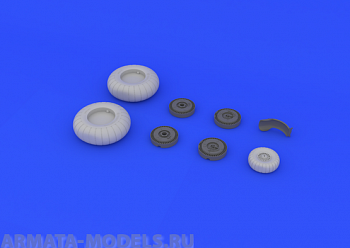 648130ED Ju 88 wheels early (for Dragon kit) 1/48