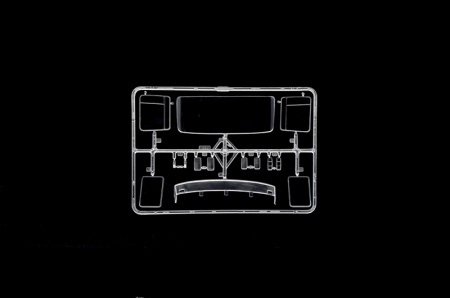 3946ИТ Man F8 19.321 2 Axle Tractor Italeri