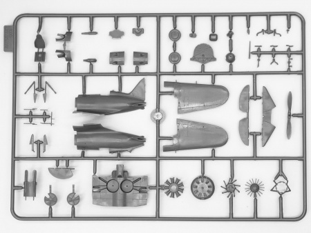 72072 И-16 тип 18,  советский истребитель II Мировой войны ICM
