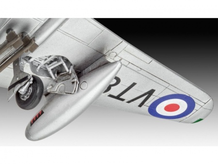 03934 Британский истребитель Vampire F Mk.3 Revell