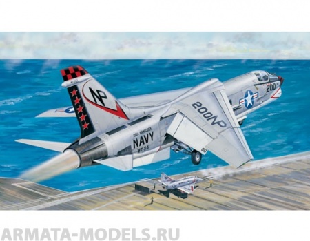 02273P Самолет F-8J Crusader Trumpeter