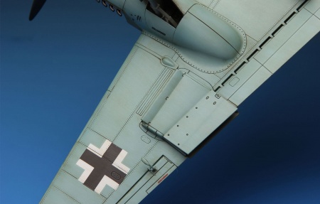 LS-003 Messerschmitt Me410A-1 Hight Speed Bomber Meng