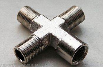 3012 Разветвитель, 1 вход (гайка), 3 выхода (штуцер)